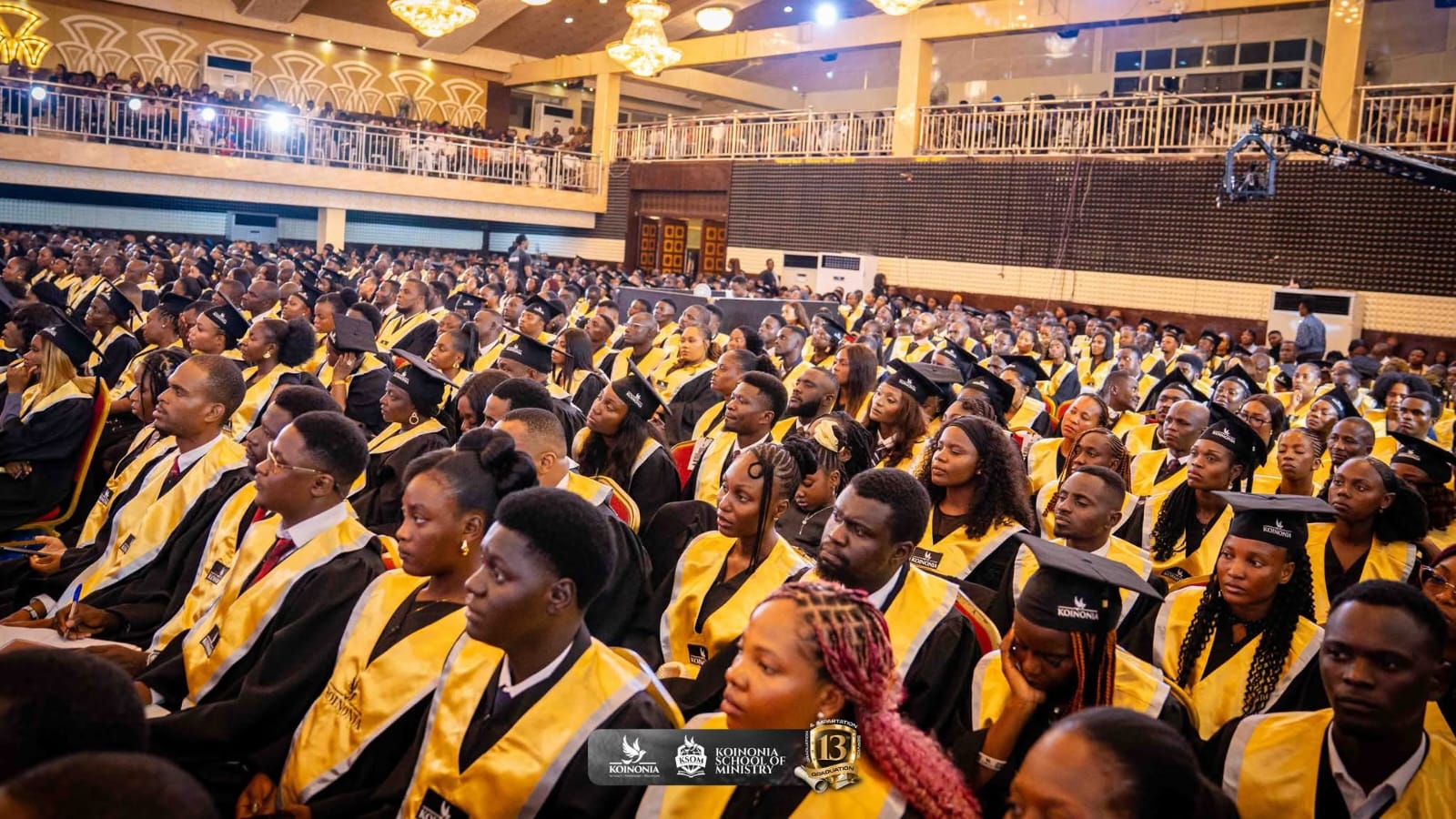 Graduants attentive to the session