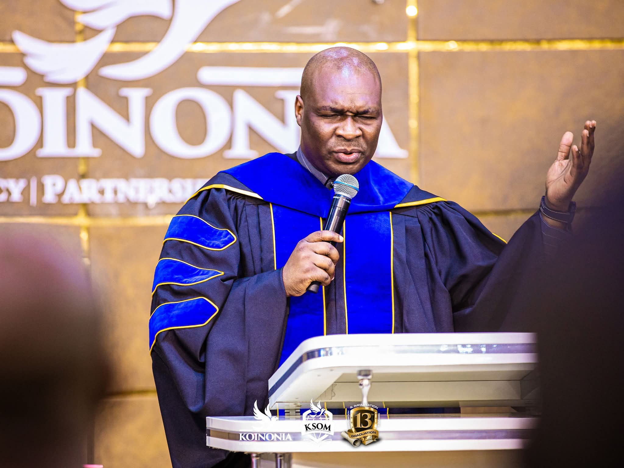 Apostle Joshua Selman praying